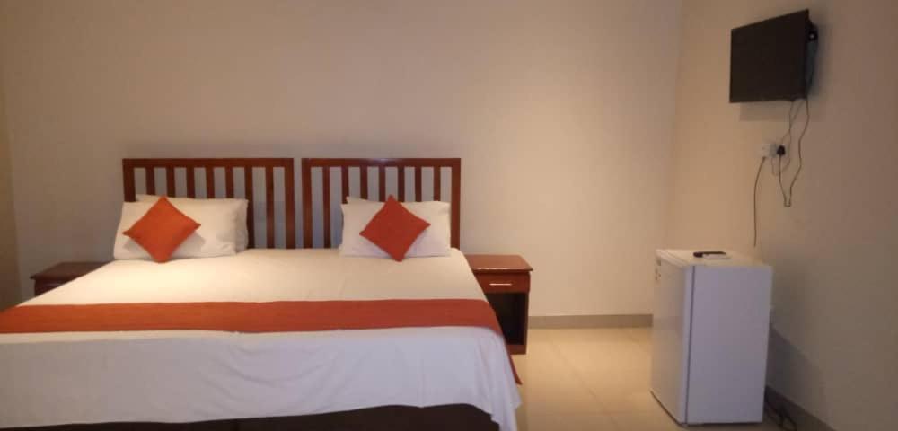Pillacol Guest House 维多利亚瀑布 外观 照片